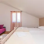 Cozy Apartment In Sveti Filip I Jakov Apartman Sveti Filip i Jakov